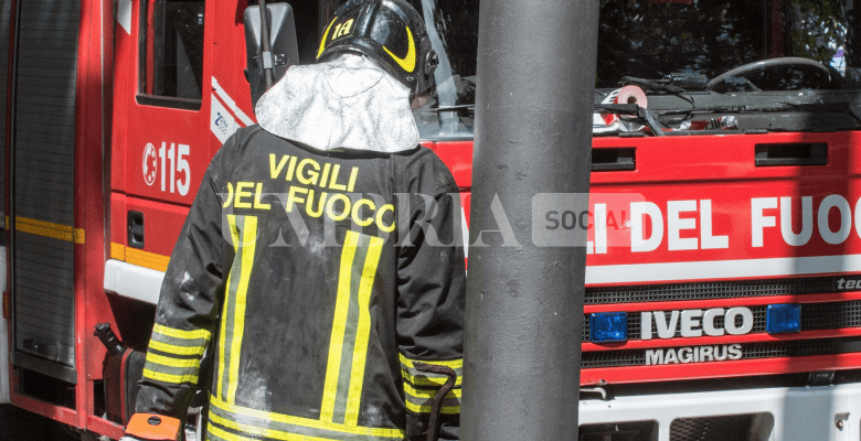 Incidente aereo a Castel Ritaldi: un morto e un ferito 1 vigili del fuoco pompieri
