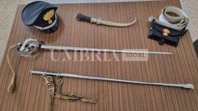 Vende abusivamente armi al mercatino dell'usato: denunciato commerciante 13 ARMI