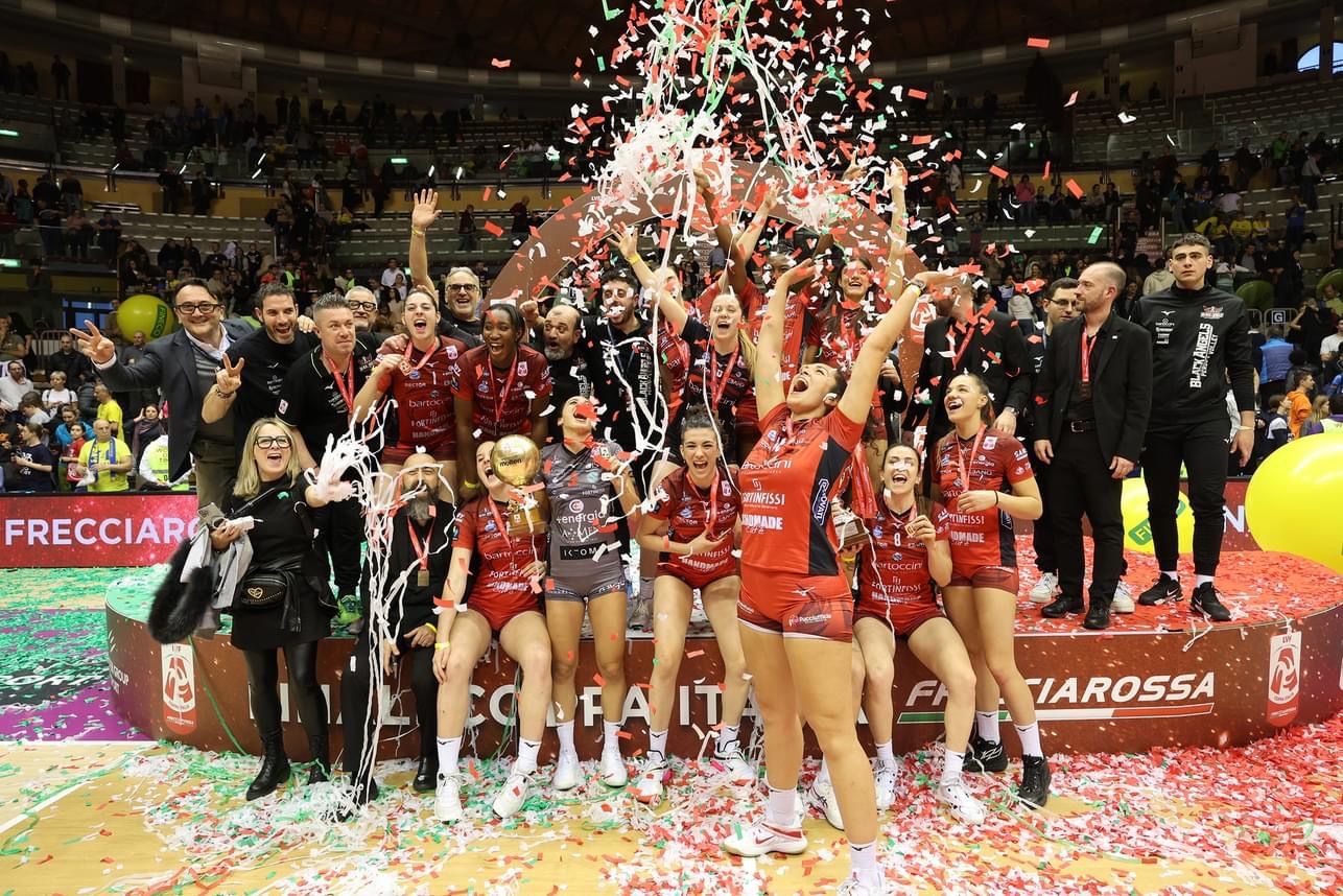 Bartoccini Fortinfissi Perugia nella storia, trionfa ed alza al cielo la Coppa Italia di Serie A2 (foto) 38