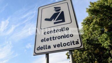 Gli emuli di Fleximan continuano a colpire in Umbria: autovelox divelto a Pila 13 autovelox
