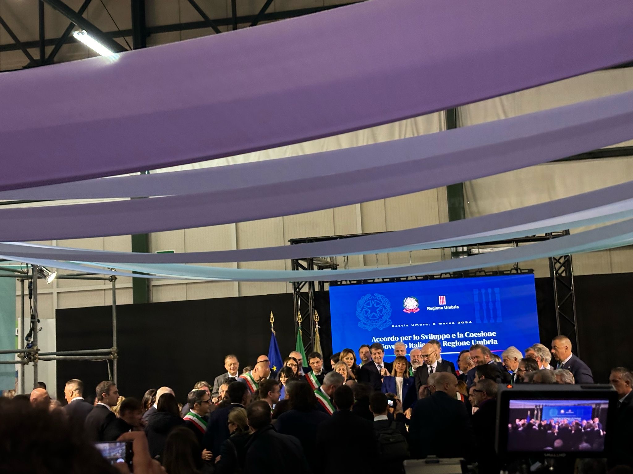 Premier Meloni a Bastia: “Voi umbri siete persone operose che devono dimostrare il proprio valore” (foto+video) 38