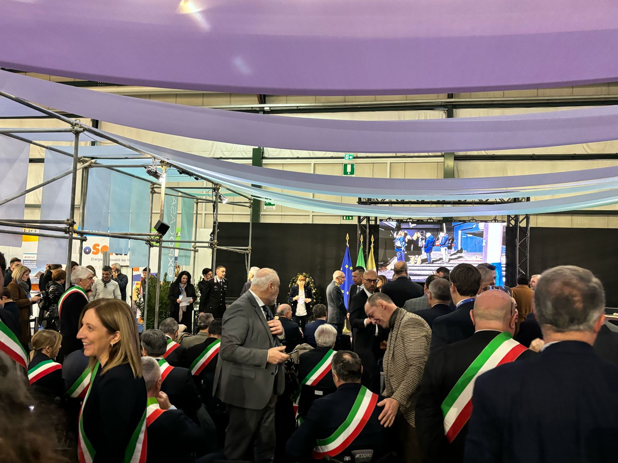 Premier Meloni a Bastia: “Voi umbri siete persone operose che devono dimostrare il proprio valore” (foto+video) 44