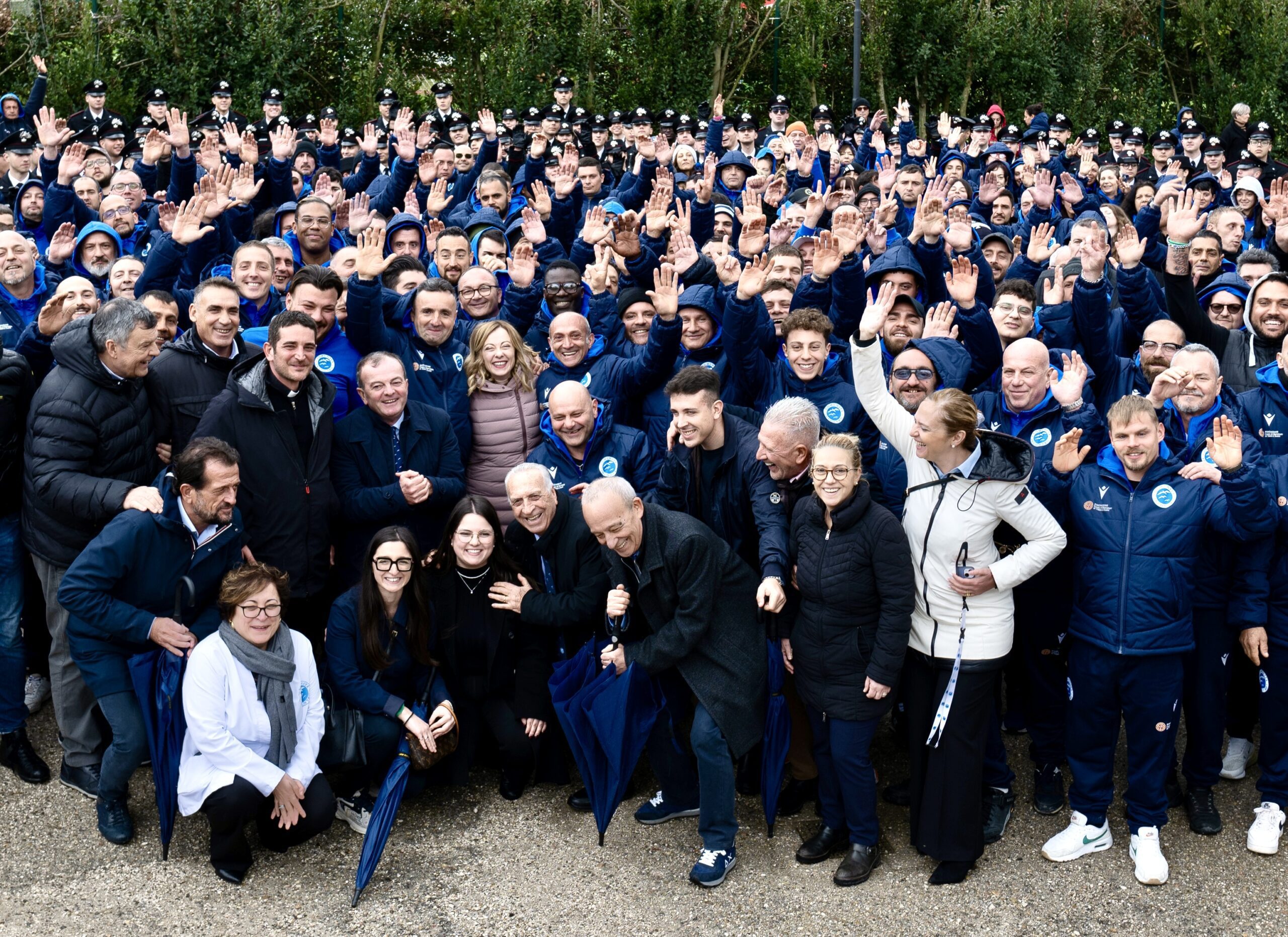 Premier Giorgia Meloni visita a sorpresa la Comunità Incontro (foto) 6