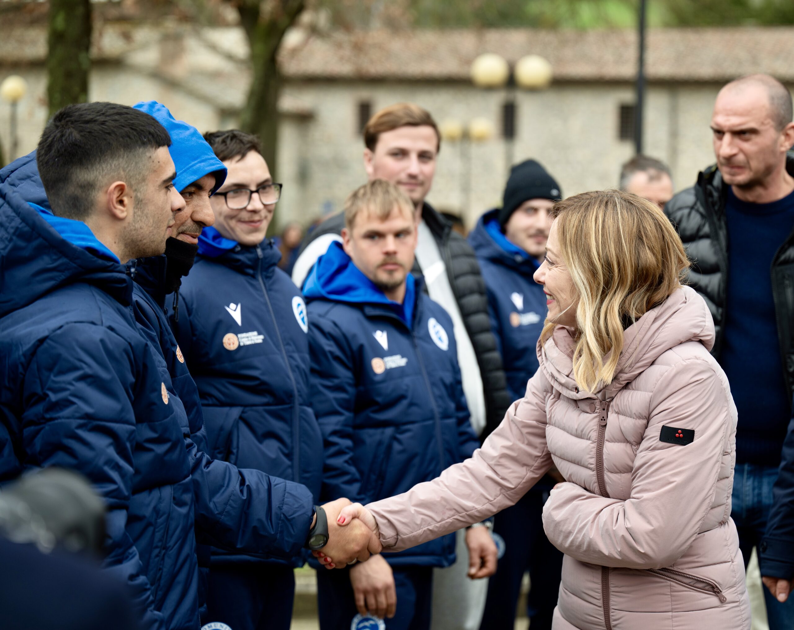 Premier Giorgia Meloni visita a sorpresa la Comunità Incontro (foto) 12