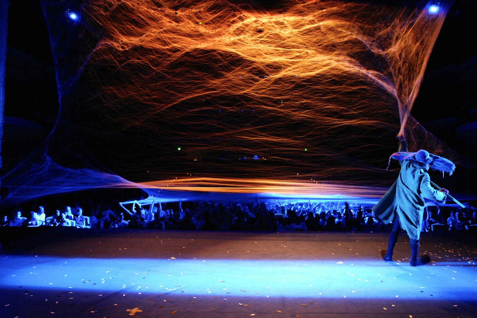 La magia di "Slava's Snowshow" al teatro Lyrick di Assisi: è fra gli spettacoli più attesi 8