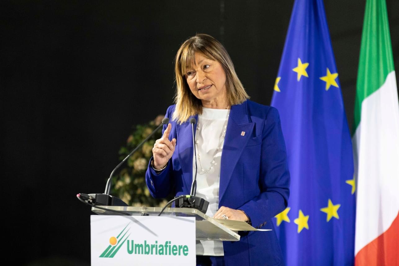 Premier Meloni a Bastia: “Voi umbri siete persone operose che devono dimostrare il proprio valore” (foto+video) 12