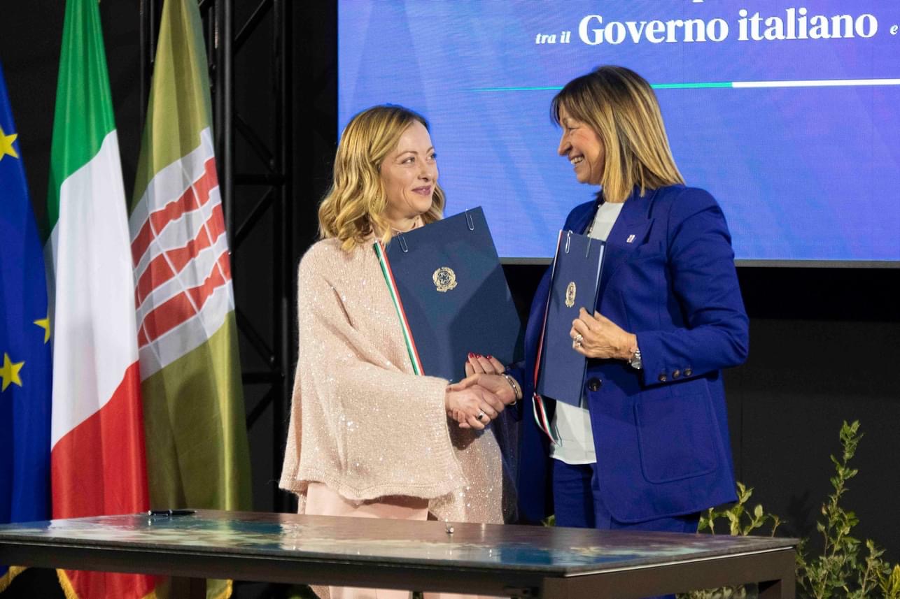 Premier Meloni a Bastia: “Voi umbri siete persone operose che devono dimostrare il proprio valore” (foto+video) 14