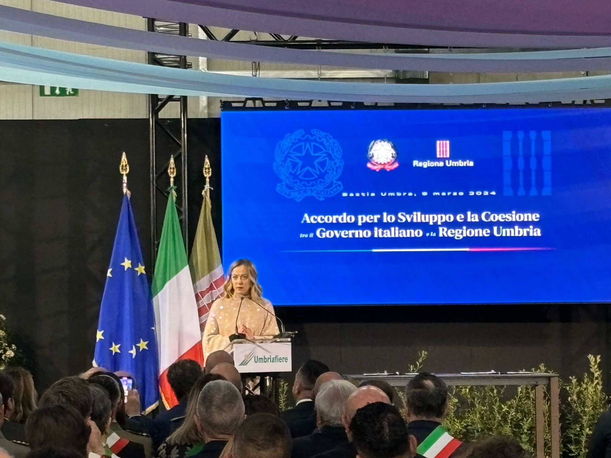 Premier Meloni a Bastia: “Voi umbri siete persone operose che devono dimostrare il proprio valore” (foto+video) 46