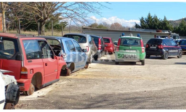 Controlli agli autodemolitori di tutta l'Umbria, i carabinieri forestali elevano 4 sanzioni 1 foto rottamatore2