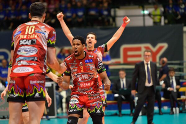 Lo scudetto torna a Perugia: la Sir Volley è campione d’Italia (foto) 69 Lo scudetto torna a Perugia: la Sir Volley è campione d’Italia (foto) 68