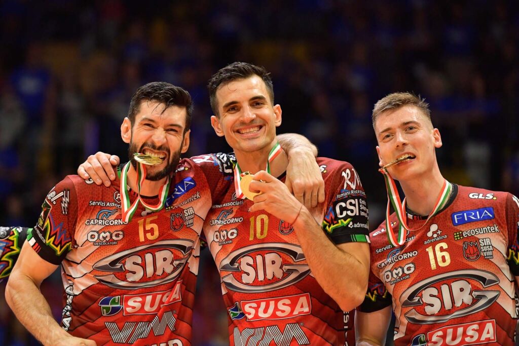 Lo scudetto torna a Perugia: la Sir Volley è campione d’Italia (foto) 3 Lo scudetto torna a Perugia: la Sir Volley è campione d’Italia (foto) 2