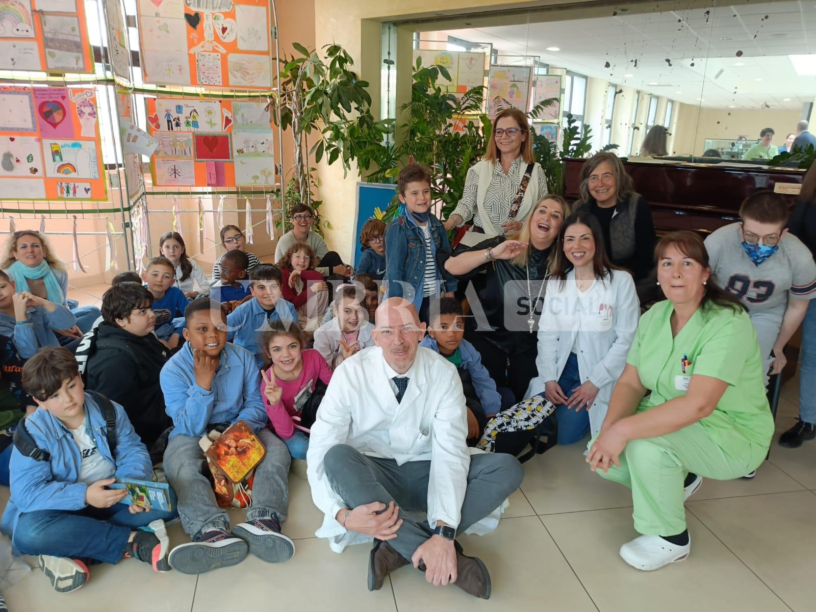 "La Gentilezza è un'arte" all'ospedale di Perugia, esposti i disegni realizzati dai piccoli pazienti (foto) 6