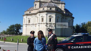 Punta il coltello alla gola della compagna, i carabinieri arrestano un 50enne 19 IMG 20191011 WA0011