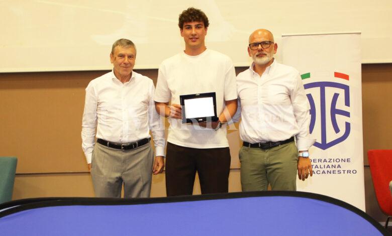 Un altro umbro protagonista in Serie A1: Federico Zampini è un nuovo giocatore della Vanoli Basket Cremona 2 Un altro umbro protagonista in Serie A1: Federico Zampini è un nuovo giocatore della Vanoli Basket Cremona 1