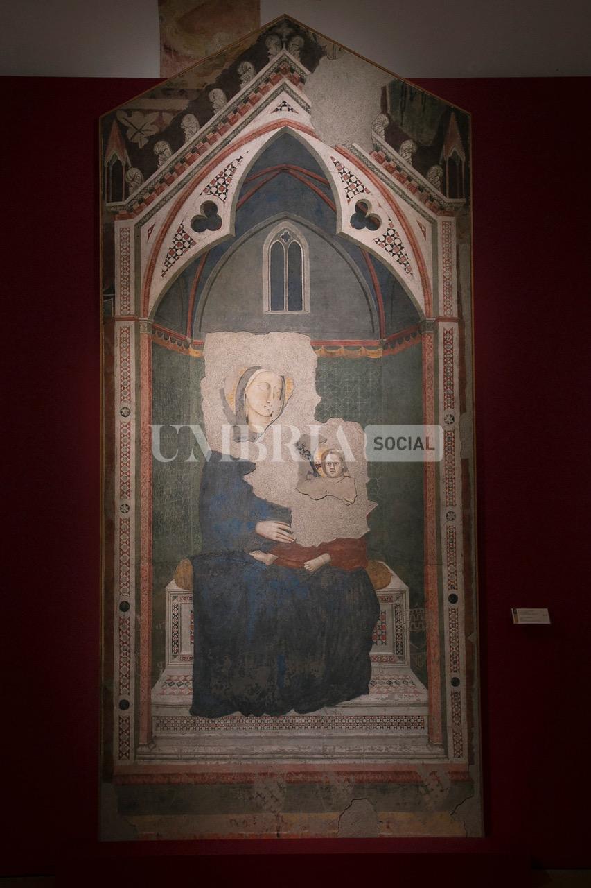 La Maestà di Giotto ritrova la sua luce grazie ad Elettrica Valeri (foto) 137