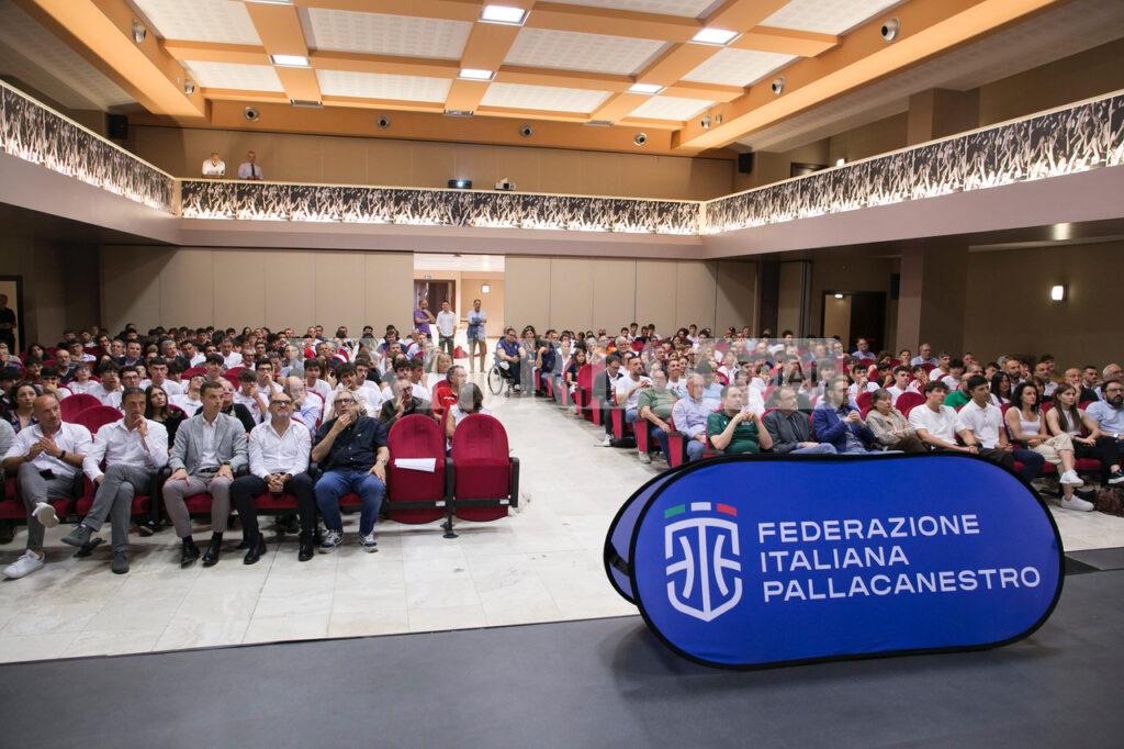 Gran Galà del Basket Umbro: sul palco dell’Hotel Giò tanti i premiati tra atleti, arbitri e società (foto) 17