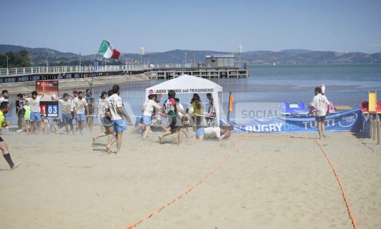 Trasimeno, tutto pronto a Tuoro per la terza edizione della tappa di beach rugby 2 Trasimeno, tutto pronto a Tuoro per la terza edizione della tappa di beach rugby 1