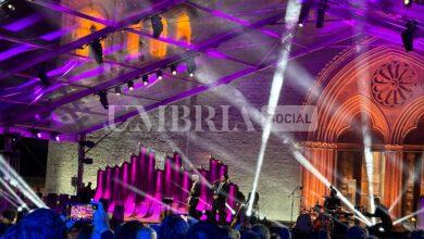 Con il Cuore, successo ad Assisi per la serata di beneficenza condotta da Carlo Conti (foto) 12