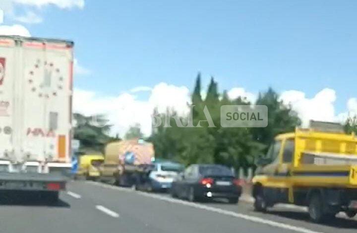 Grave incidente sulla 4 corsie direzione Cesena: morto un operatore del soccorso stradale privato 2 Grave incidente sulla 4 corsie direzione Cesena: morto un operatore del soccorso stradale privato 1