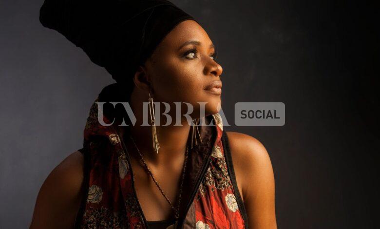 Spoleto, il grande Jazz al Festival dei Due Mondi: Lizz Wright sul palco del Teatro Romano 2 Spoleto, il grande Jazz al Festival dei Due Mondi: Lizz Wright sul palco del Teatro Romano 1