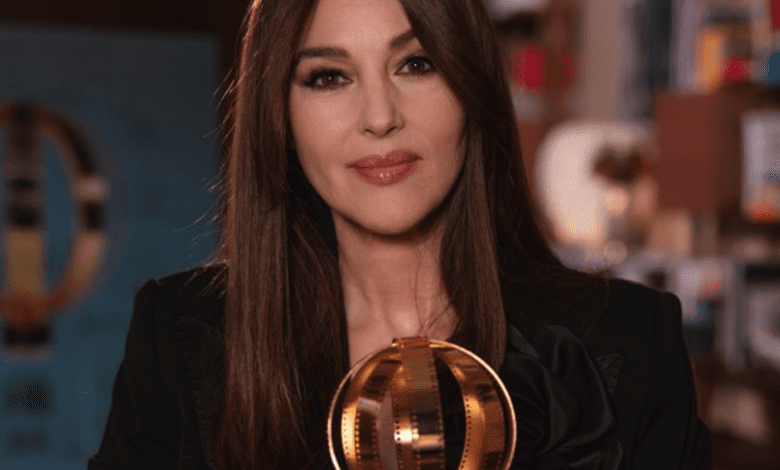 Monica Bellucci vince il Globo d'Oro alla carriera, premiata per aver portato nel mondo il cinema italiano 1 Monica Bellucci