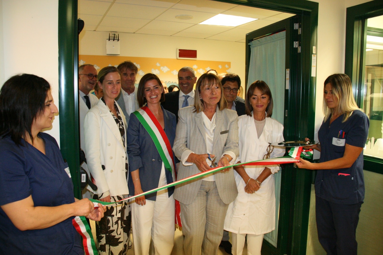 Ospedale di Perugia, ristrutturata la terapia intensiva per neonati e bambini: il gesto della famiglia Cucinelli (foto) 3