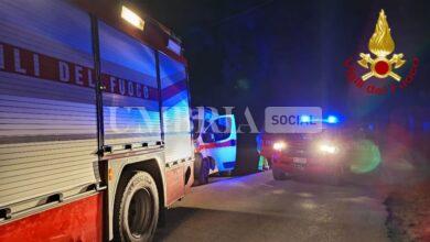 Gubbio, i pompieri recuperano due escursionisti e un cane a Montelovesco 14 Gubbio, i pompieri recuperano due escursionisti e un cane a Montelovesco 13