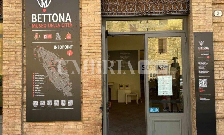 Bettona, il Museo si rinnova e diventa infopoint: nuovo servizio e accoglienza per la città 2 Bettona, il Museo si rinnova e diventa infopoint: nuovo servizio e accoglienza per la città 1