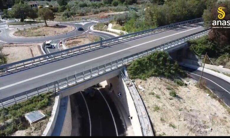 Terni, completata la realizzazione dello svincolo di San Carlo: investiti 5,8 milioni di euro (foto) 2 Terni, completata la realizzazione dello svincolo di San Carlo: investiti 5,8 milioni di euro (foto) 1