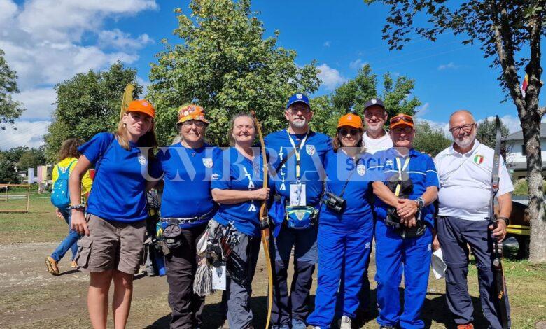 Gli Arcatores de Mevania sul tetto del mondo ai Campionati di tiro con l'arco 2 Gli Arcatores de Mevania sul tetto del mondo ai Campionati di tiro con l'arco 1