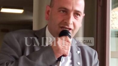 Regionali 2024 in Umbria, spunta un altro candidato: è "l'antisistema" Fabrizio Pignalberi (Quinto Polo) 24 Regionali 2024 in Umbria, spunta un altro candidato: è "l'antisistema" Fabrizio Pignalberi (Quinto Polo) 23