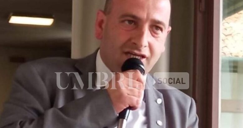 Regionali 2024 in Umbria, spunta un altro candidato: è "l'antisistema" Fabrizio Pignalberi (Quinto Polo) 2 Regionali 2024 in Umbria, spunta un altro candidato: è "l'antisistema" Fabrizio Pignalberi (Quinto Polo) 1