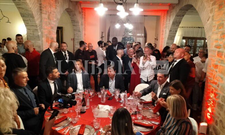 Tredici comuni dell’Umbria uniti dalla passione rossonera: a cena con lo storico capitano del Milan Franco Baresi 2 Tredici comuni dell’Umbria uniti dalla passione rossonera: a cena con lo storico capitano del Milan Franco Baresi 1