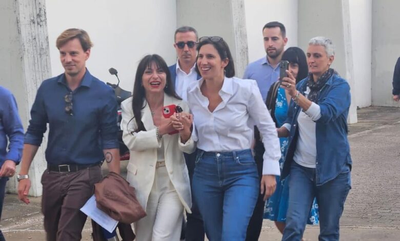 Elezioni Umbria, Proietti: dal ‘tanto amato’ civismo assisano alla “vera” sinistra regionale (foto) 2 Elezioni Umbria, Proietti: dal ‘tanto amato’ civismo assisano alla “vera” sinistra regionale (foto) 1