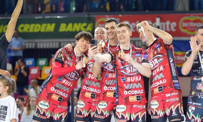 Perugia batte l’Itas Trentino e la spesa Supercoppa è sua: via alla festa (foto) 2 Perugia batte l’Itas Trentino e la spesa Supercoppa è sua: via alla festa (foto) 1