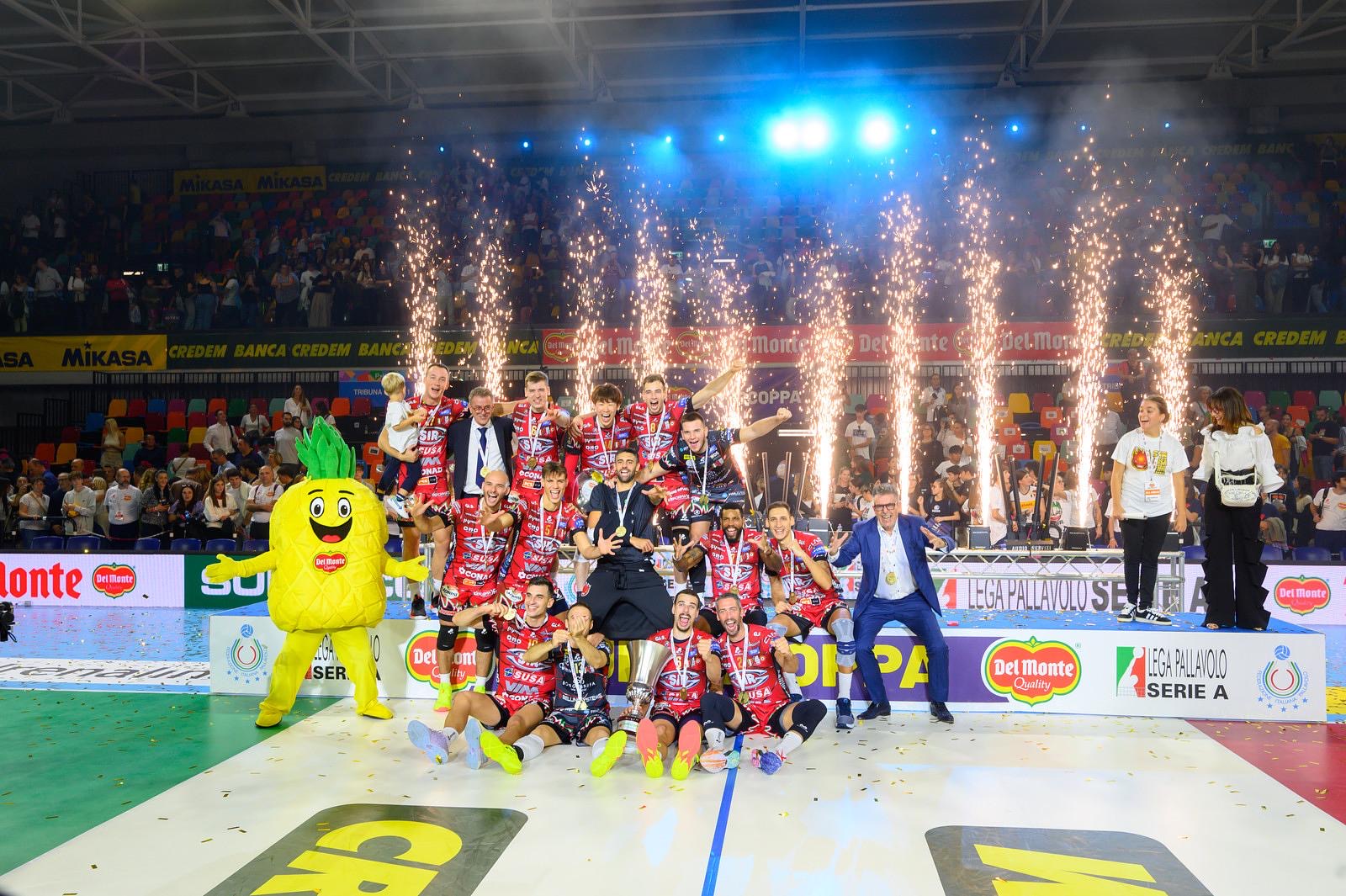 Perugia batte l’Itas Trentino e la spesa Supercoppa è sua: via alla festa (foto) 10 Perugia batte l’Itas Trentino e la spesa Supercoppa è sua: via alla festa (foto) 9