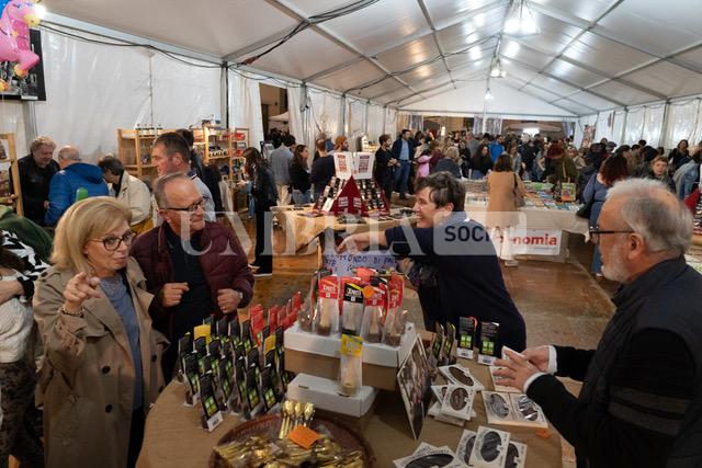 Altrocioccolato, edizione da incorniciare: oltre 60 mila presenze e una vitalità ritrovata 2 Altrocioccolato, edizione da incorniciare: oltre 60 mila presenze e una vitalità ritrovata 1