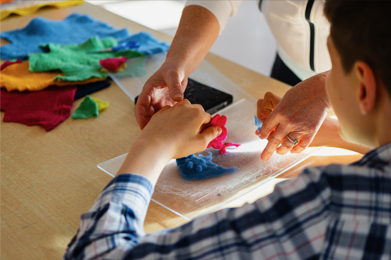 G7 Inclusione e Disabilità, i ragazzi del Serafico preparano pane e dolci alla cena dedicata a chi sostiene il loro percorso (foto) 15
