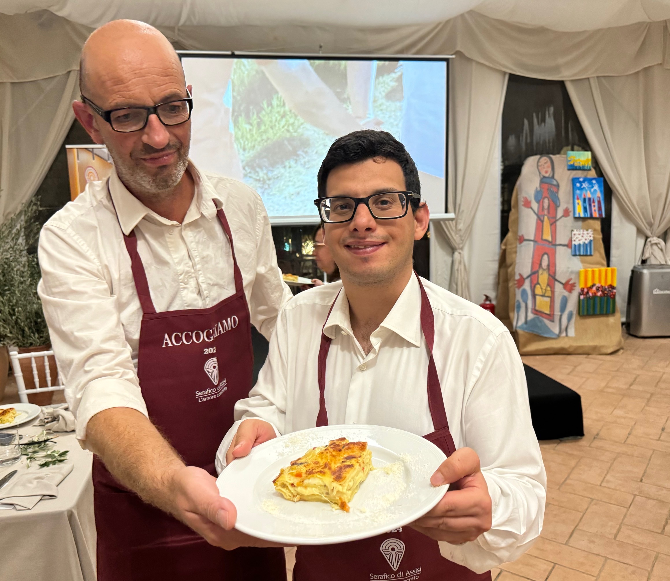 G7 Inclusione e Disabilità, i ragazzi del Serafico preparano pane e dolci alla cena dedicata a chi sostiene il loro percorso (foto) 5