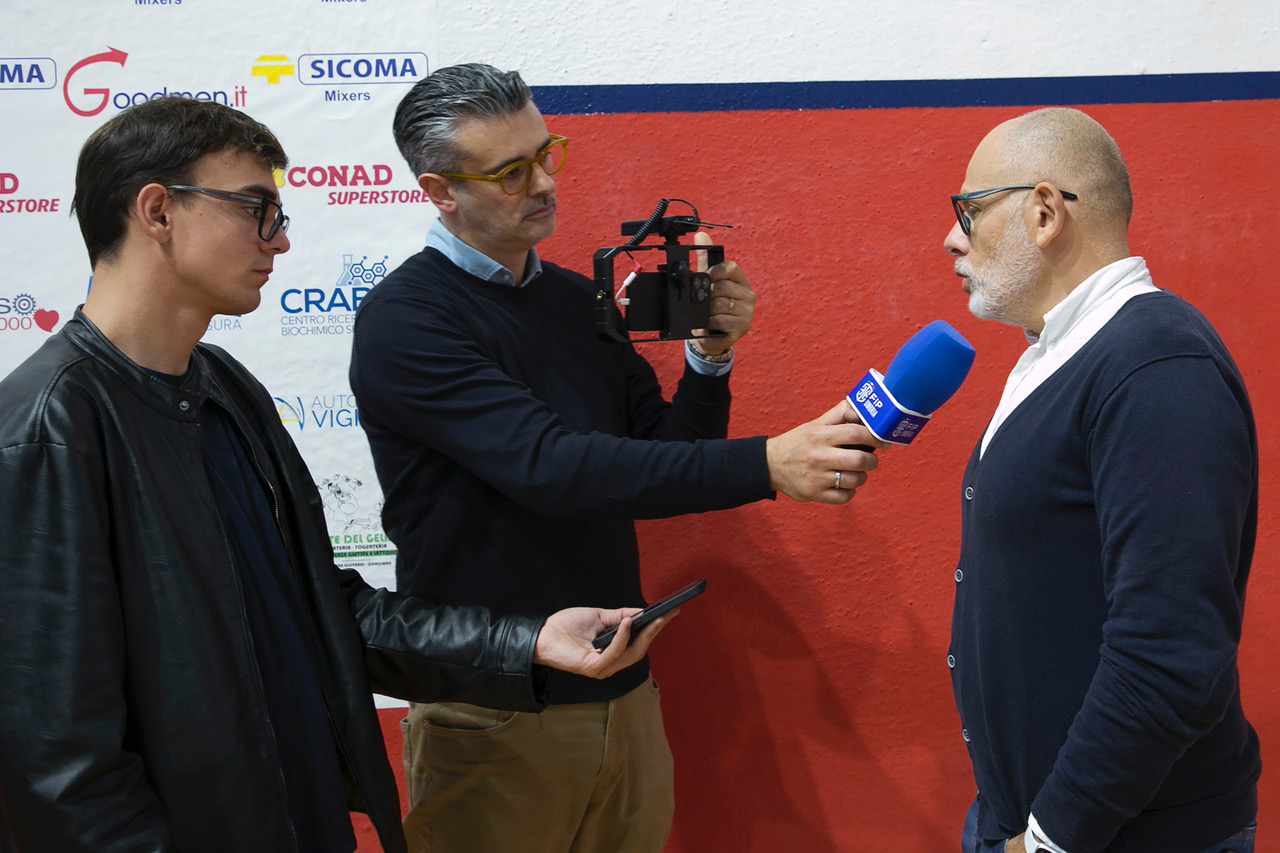 Tanti giovani a Ponte San Giovanni per “Ogni Regione Conta”, progetto della Federazione Italiana Pallacanestro (foto+video) 12 Tanti giovani a Ponte San Giovanni per “Ogni Regione Conta”, progetto della Federazione Italiana Pallacanestro (foto+video) 11
