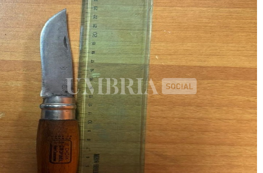 Si reca in Tribunale con un coltello a serramanico: denunciato 64enne 2 Si reca in Tribunale con un coltello a serramanico: denunciato 64enne 1