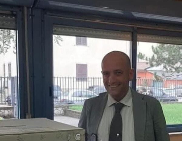 Regionali Umbria, alle 12 del 17 novembre ha votato poco meno del 10% degli aventi diritto; si sale al 30% alle 19, quasi 38% alle 23 6 Regionali Umbria, alle 12 del 17 novembre ha votato poco meno del 10% degli aventi diritto; si sale al 30% alle 19, quasi 38% alle 23 5