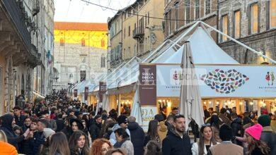 Il ritorno di Eurochocolate a Perugia è già un successo: partenza col botto e pienone di chocolover (foto) 11