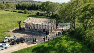 Torna alla comunità un antico affresco proveniente dalla Chiesa di Santa Maria in Paterno 12 Torna alla comunità un antico affresco proveniente dalla Chiesa di Santa Maria in Paterno 11