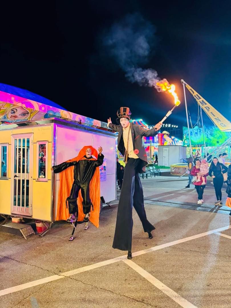 Successo ai Baracconi per la notte di Halloween: e dal 1º novembre torna la Fiera dei Morti (foto) 6 Successo ai Baracconi per la notte di Halloween: e dal 1º novembre torna la Fiera dei Morti (foto) 5