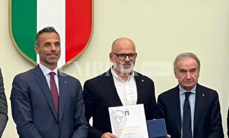 Stella di Bronzo al merito sportivo a Gianni Antonelli, presidente Comitato Regionale Fip Umbria (foto) 2 Stella di Bronzo al merito sportivo a Gianni Antonelli, presidente Comitato Regionale Fip Umbria (foto) 1