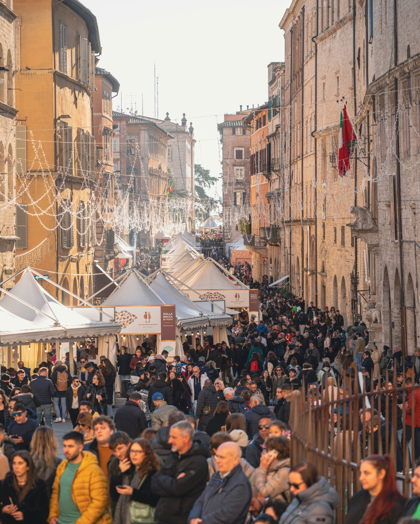 Il ritorno di Eurochocolate a Perugia è già un successo: partenza col botto e pienone di chocolover (foto) 13