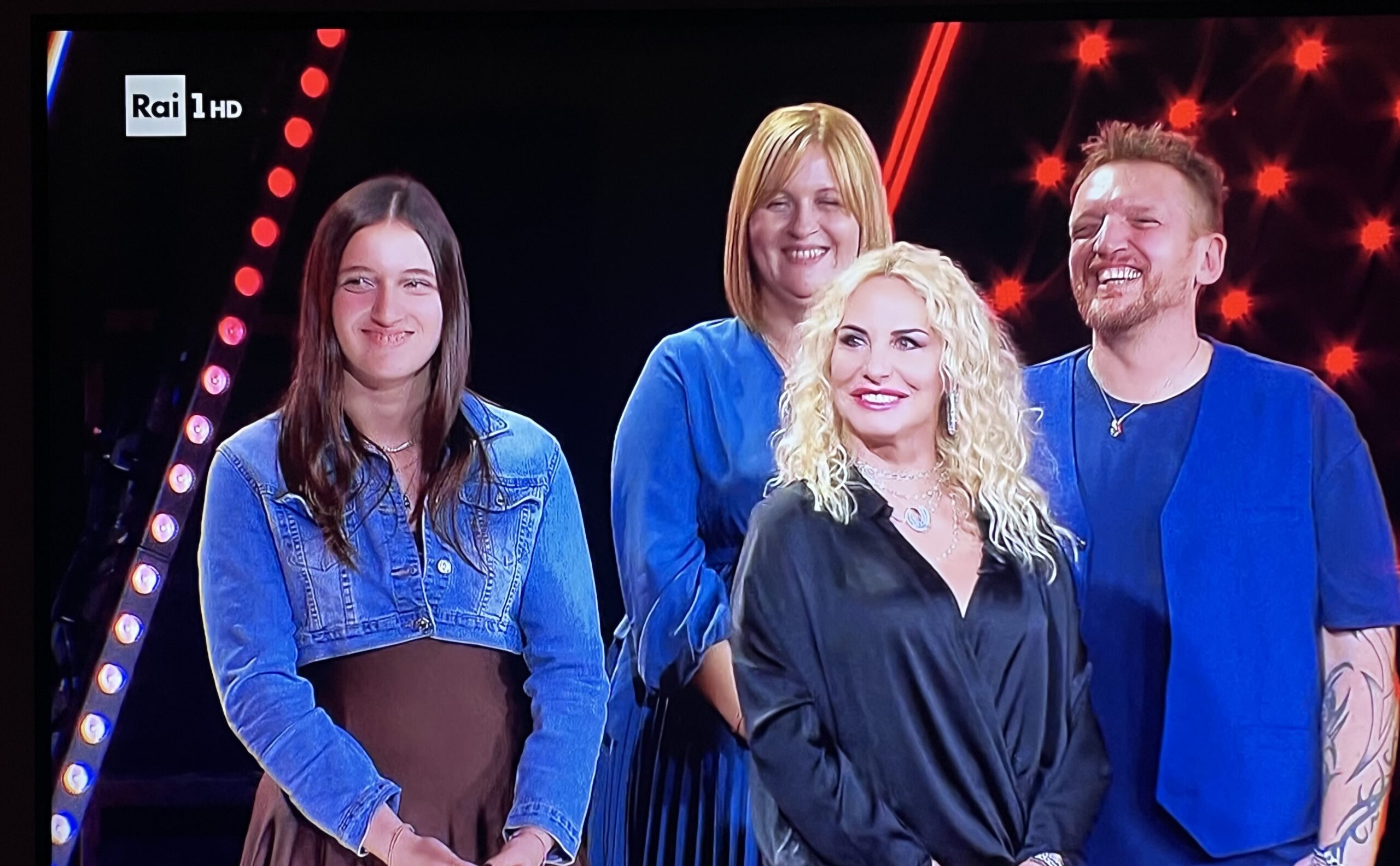 L'Umbria che canta e incanta: l'assisana Linda Loreti stupisce tutti a The Voice Kids su Rai 1 (foto+video) 11