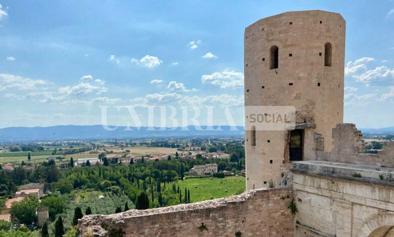 A Spello dal 29 novembre all'1 dicembre arriva il Villaggio del Natale 2 A Spello dal 29 novembre all'1 dicembre arriva il Villaggio del Natale 1