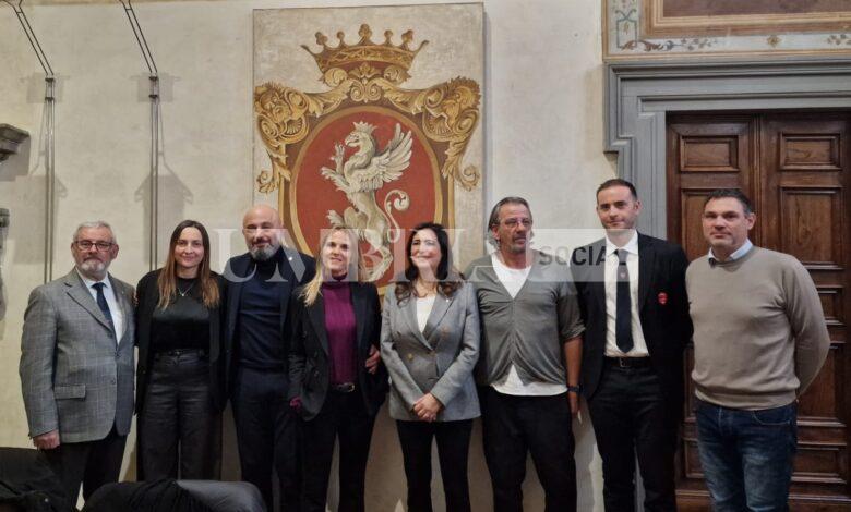 Tutti in campo per la solidarietà – Allo stadio Curi la partita tra il Perugia Calcio e l’ItalianAttori 2 Tutti in campo per la solidarietà – Allo stadio Curi la partita tra il Perugia Calcio e l’ItalianAttori 1